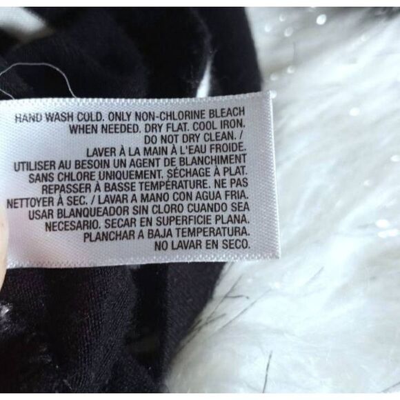 OLD NAVY BLACK & WHITE STRIPE T-SHIRT SZ.L EUC. - Picture 6 of 6